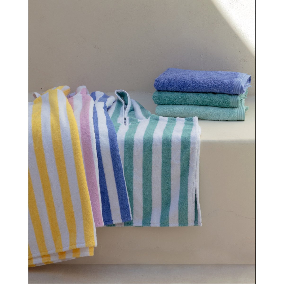 Kinderbadstrandponcho geel