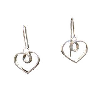 E 822 Ohrhänger, Silber, Herz
