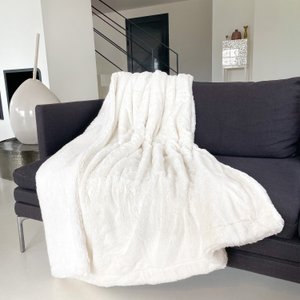Imitatie konijnenfleece deken gebroken wit met imitatie schapenvoering 130x170