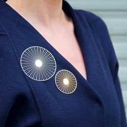 Grote "Solar" magnetische broche - keuze uit 4 kleuren - Design Constance Guisset
