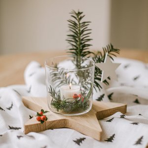 Kaartenstandaard ster van eikenhout 20cm (VE = 6 st.)