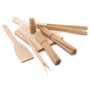 Houten barbecuegrillset (snijplank, spatel, barbecuetang, vork, tandenstokers, spiesjes)
