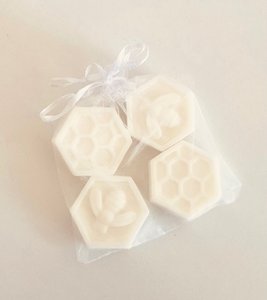Huisgemaakte waxmelts twee vormen en geuren
