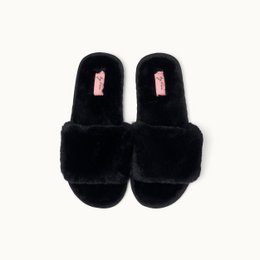 Black slippers