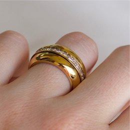 Romane - Wide Crystal Plain Gold Band