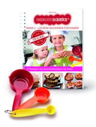 "Foolproof mug kitchen - delicious baking ideas for children (volume 2), incl. 3-piece measuring cup set. Colorful, kid-friendly baking tools and cookbook for young chefs."

The product appears to be a children's baking set that includes a cookbook and a 3-piece measuring cup set. The set is designed for kids, with colorful and playful elements. The cookbook likely contains easy-to-follow recipes and baking ideas tailored for young bakers.