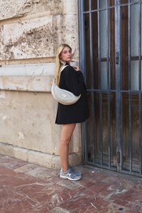 Elio halvemaanvormige tas