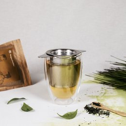 Double-walled tea glass