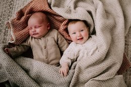  Soft, cozy gray wool crib blanket for babies. Warm and comfortable for newborns.