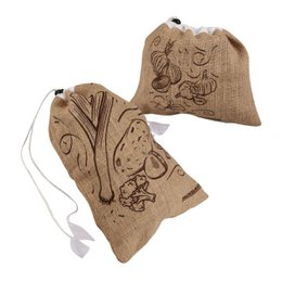  Set of 2 eco-friendly jute shopping bags with floral and leaf patterns. Reusable, durable, and sustainable bags for grocery shopping or carrying other items.