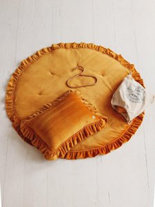 Weiche Samtmatte mit Rüschen „Senf“