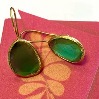 Earrings cateye stone emerald green