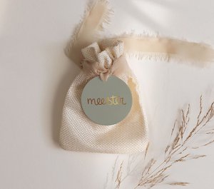Geschenk mit Goldfolienmeister