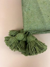 POMPOM PLAID MEDIUM