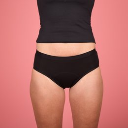 Black menstrual underwear with superabsorption for intimate care. Available in sizes XS to XXL.