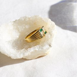 Harpa - Signet Ring for Women