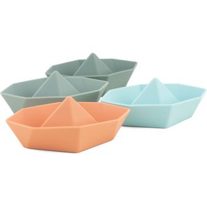 SILICONE: ORIGAMI BOATS