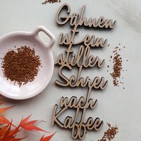 Geeuwen is slechts een stille roep om koffie - Gr. M.