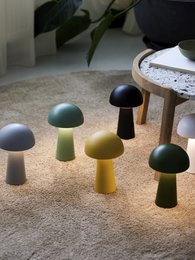 BORDLAMPE MOVE ME STØVET GRØN