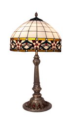 Tiffany-style table lamp with 40cm screen diameter, featuring a decorative pattern and bronze-colored base.