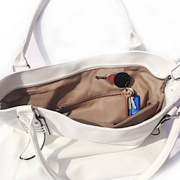 Tartan rosso: telefono magnetico e portachiavi di design, per borsa, auto, casa