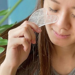 Gua sha - Naturalny kryształ górski - Akcesoria do masażu - Lifting twarzy - Bezpłatna osłona