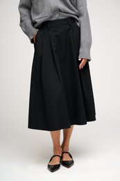  Black twill midi skirt, A-line silhouette, pleated front, classic elegant style, versatile everyday wear.