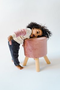 *Bestseller* Duurzame babytrui met kleurvlakken | Ecru met paarse arm | 100% GOTS-gecertificeerd biologisch katoen