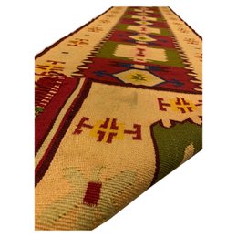 Alfombra vintage de tejido estrecho hecha a mano