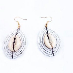 Bawa Hope Masai Beads Shell earrings