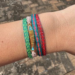 MAGDALENA colorful macrame bracelet with golden fish charm