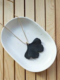 Ginkgo (black)