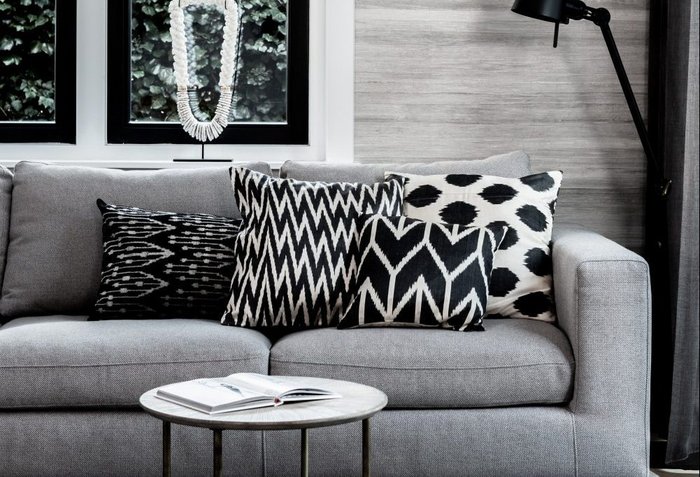 ikat Kussen fluweel zwart wit