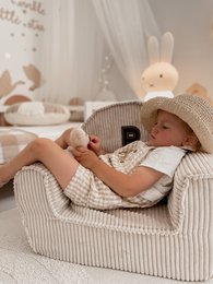 Cord-Babystuhl mit Buchstaben