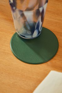 Set mit 4 grünen Pla-Untersetzern