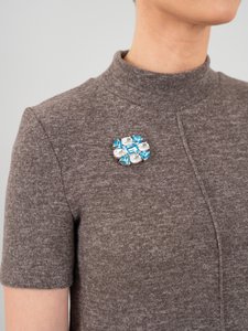 Brooch Vega
