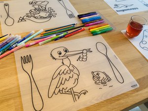 Einfärbbares Tischset Miss Stork