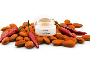 LIP'NSHINE - lip booster & lip care with almond oil, shea butter, beeswax, capsaicin