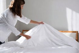  White polyester cotton duvet cover, soft smooth fabric, multiple sizes available, bedding essential.