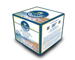 Luxurious day cream infused with Dead Sea minerals and collagen to restore skin's youthful appearance. Provides SPF 25 sun protection.