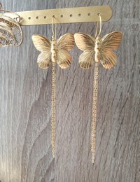 Lange, rhodinierte Schmetterlingsohrringe