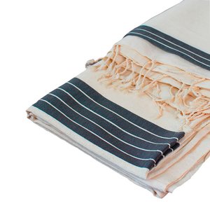 Summer blanket cream, fouta