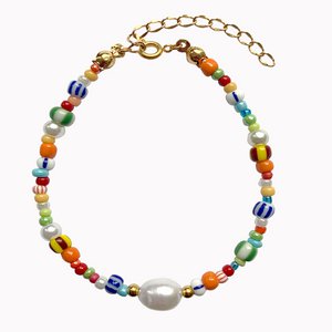Multi color beaded bracelet with pearl