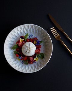 Blaues Falten -Nudelbrett