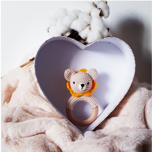Crochet lion rattle