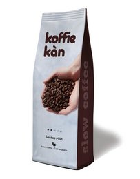 A pack of whole coffee beans, featuring a variety of roasts including Pachamama Bio, Santos Mild, Mokka Espresso, Aroma Maragogype, and Bio Espresso.