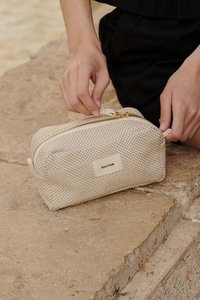 Elio makeup bag