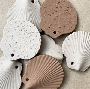 Beißring, Muschel, Löwe und Lea, Beißrassel, 4 verschiedene Farben