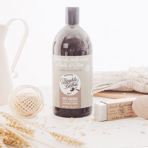 Geconcentreerde 100% olijfkleurige multifunctionele vloeibare zwarte zeep. Eucalyptusgeur. 1L