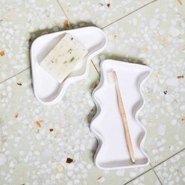 Vassoio Wave in ceramica - Triangolo bianco